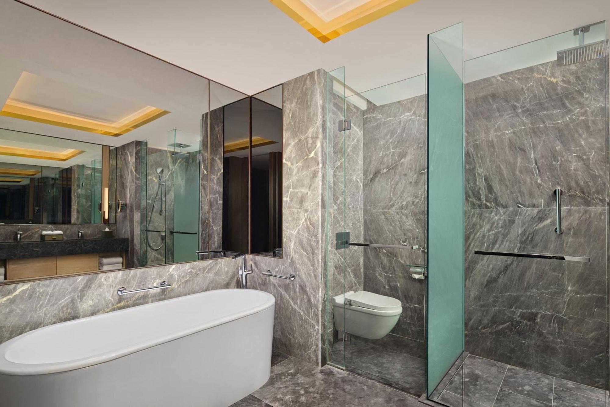 Sheraton Kuching Hotel Kültér fotó