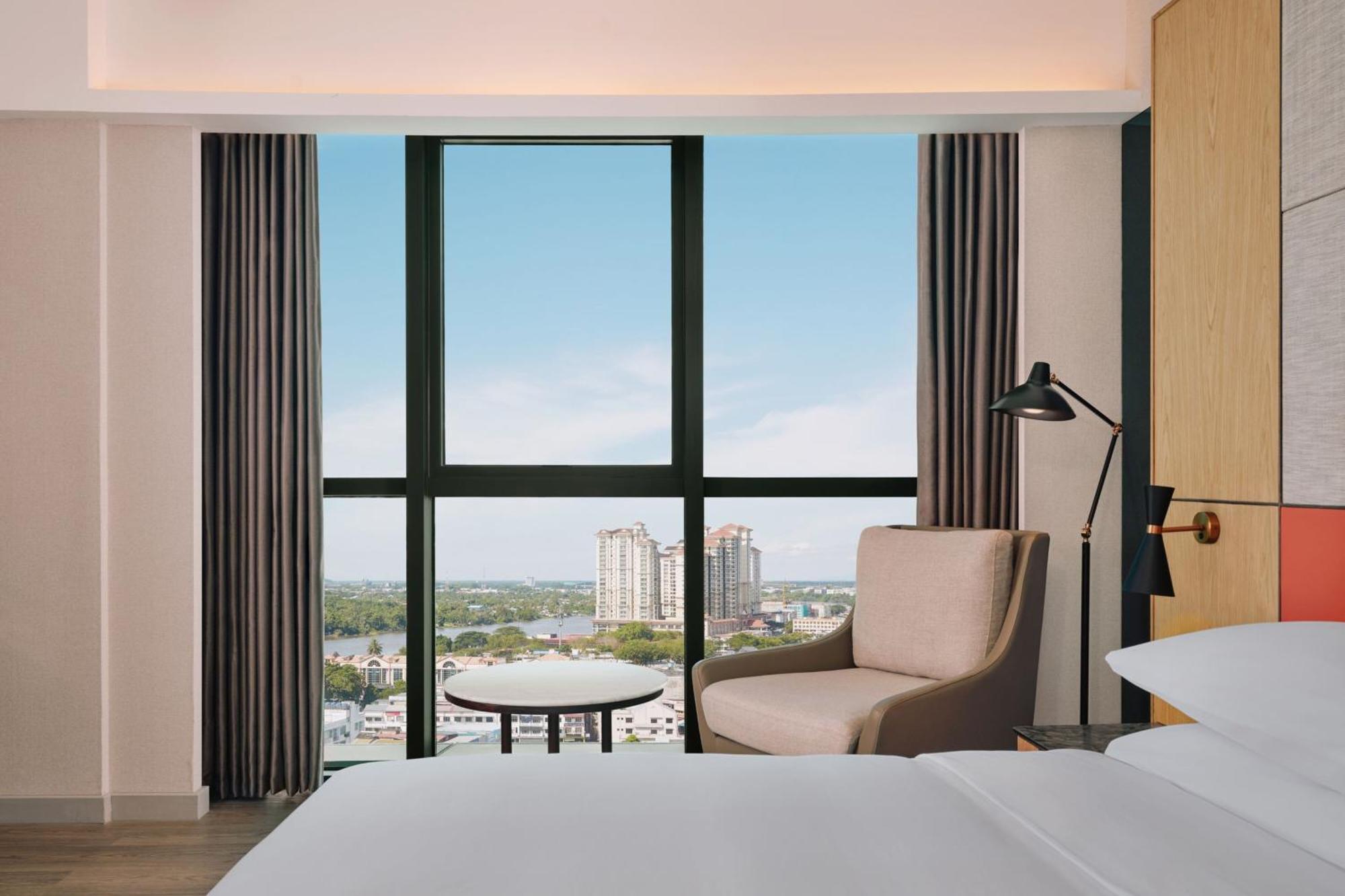 Sheraton Kuching Hotel Kültér fotó