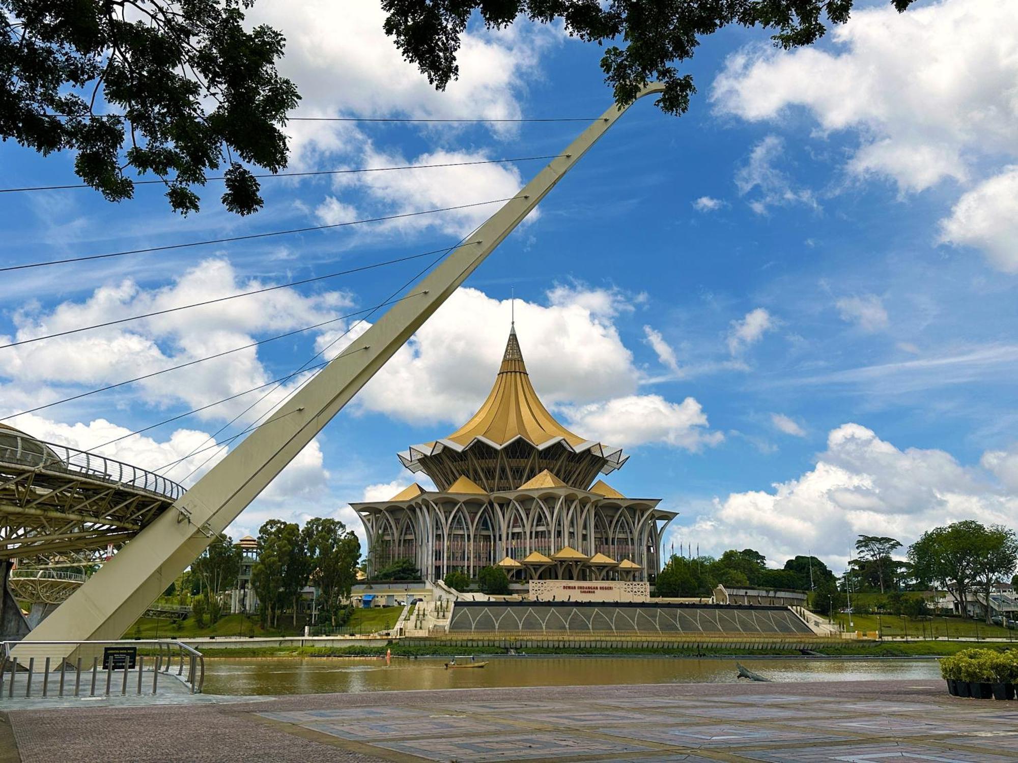 Sheraton Kuching Hotel Kültér fotó